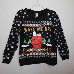 Peanuts Snoopy Christmas Graphic Sweatshirt Juniors Large 11/13 (lights up?)